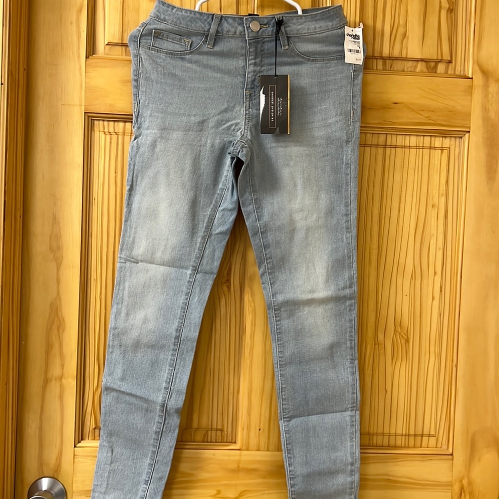 Skintight jeans